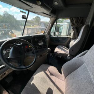 2017 Freightliner Cascadia VIN9935-3