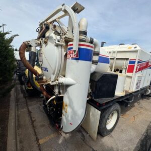 2019 International 4300 Vac Truck VIN1204-3