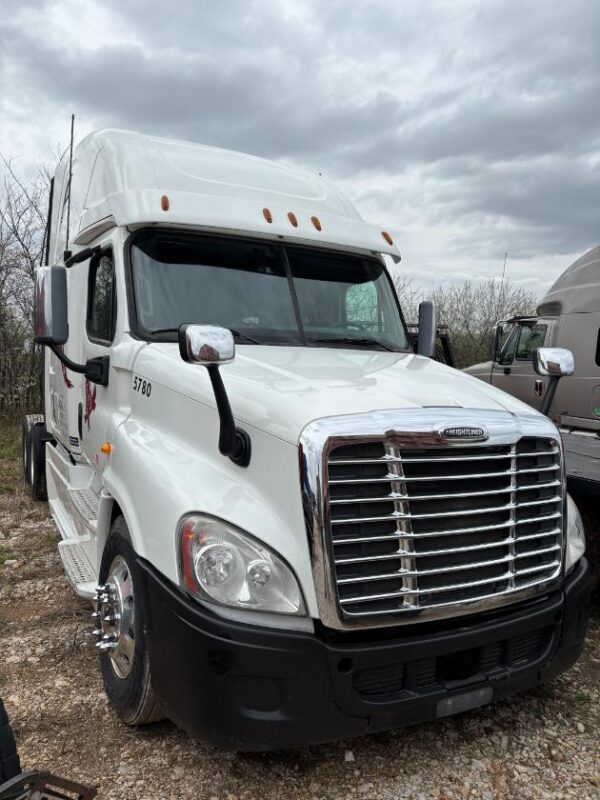 2013 Freighliner Cascadia VIN7984-3