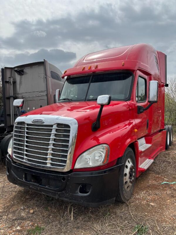2014 Freighliner Cascadia VIN8740-2