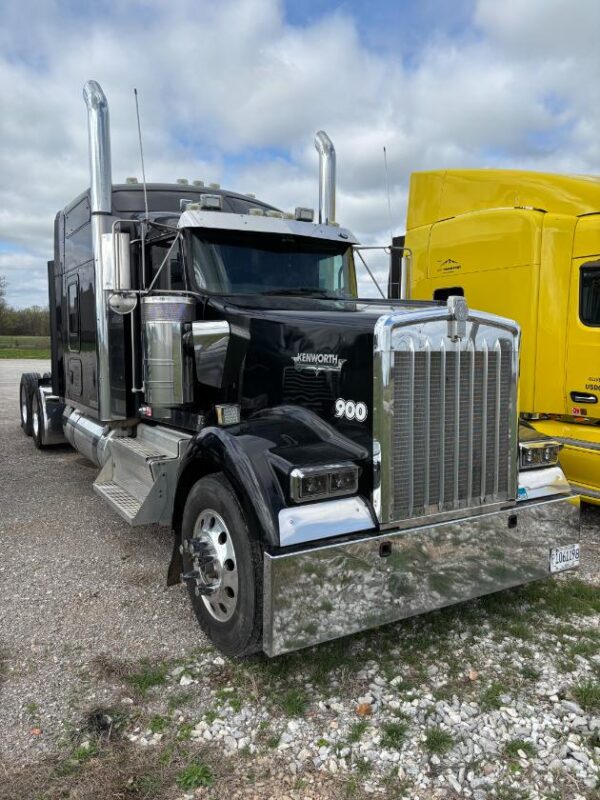 2017 Kenworth W900 Sleeper VIN2897-7