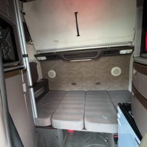 2018 Volvo VNL VIN3917-4