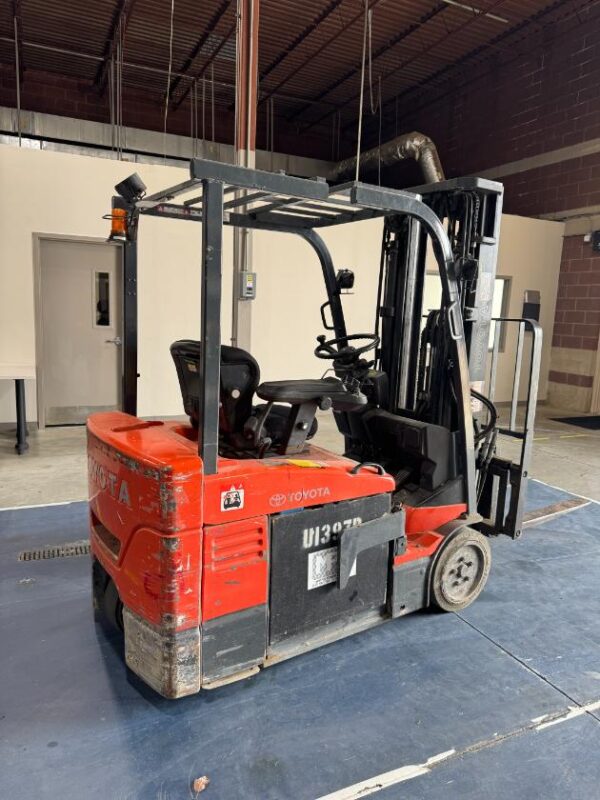 2009 Toyota 7FBEU20 Battery Forklift-1
