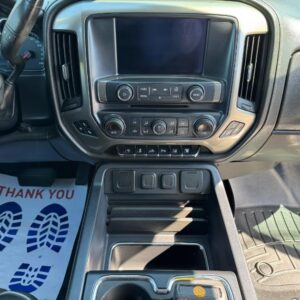 2019 Chevrolet Silverado 3500 w: Wheel Lift Towing-9