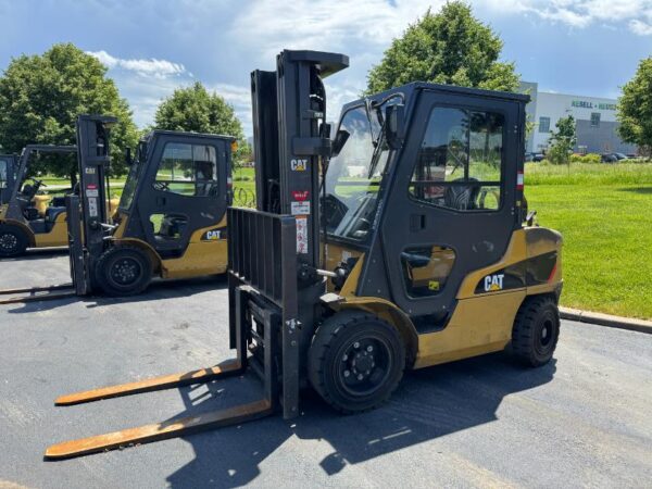 2020 CAT GP30N Propane ForkLift VIN3291-8