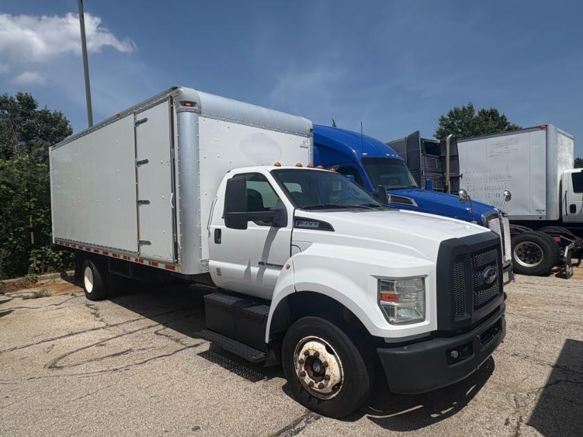 2016 Ford F-650 Box Truck 20′