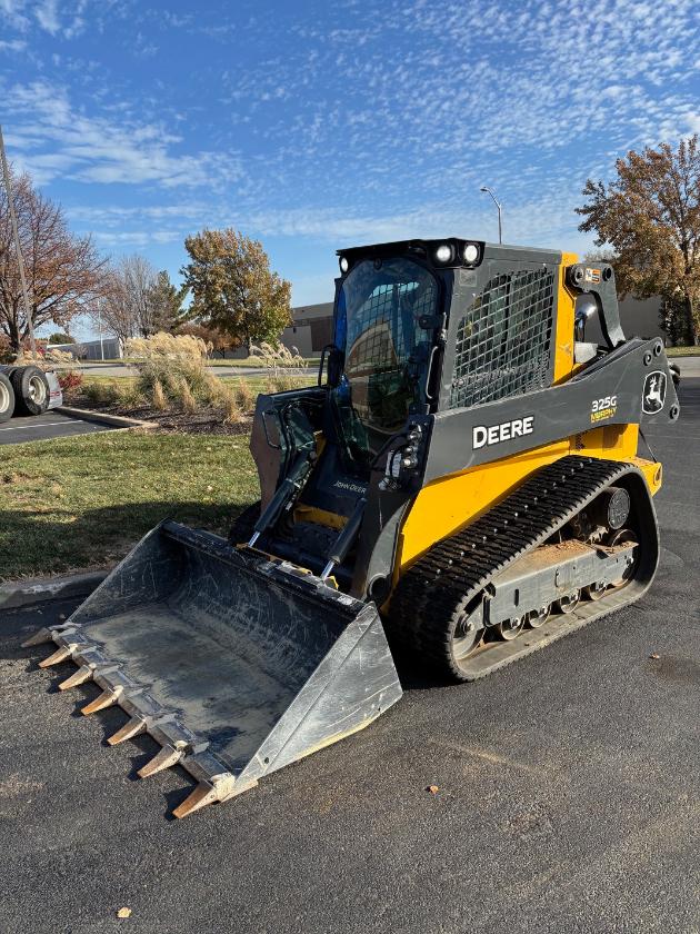 2024 John Deere 325G