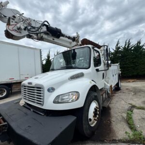 2016 Freightliner M2 w/ Altec DC47-TR Digger