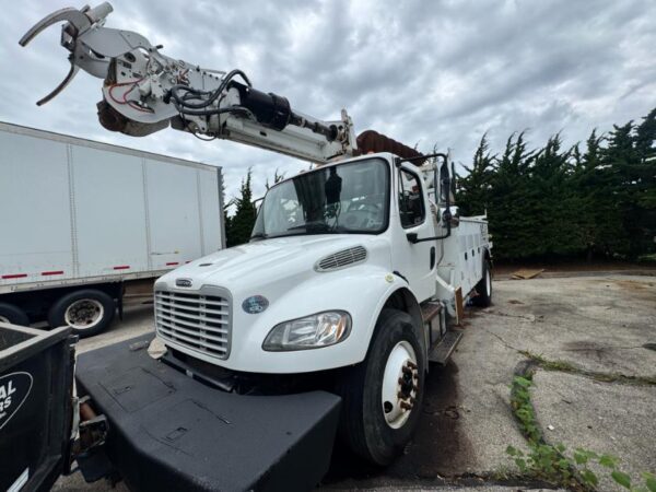 2016 Freightliner M2 w: Altec DC47-TR Digger-2